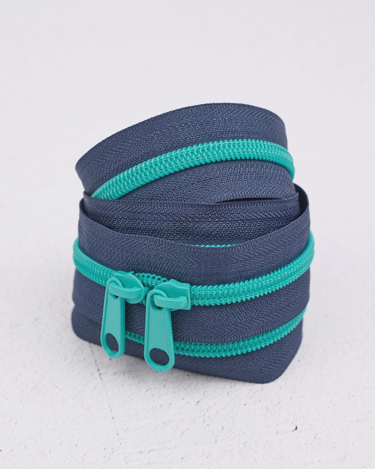40" Handbag Zipper in Blueberry Breeze by Renaissance Ribbons