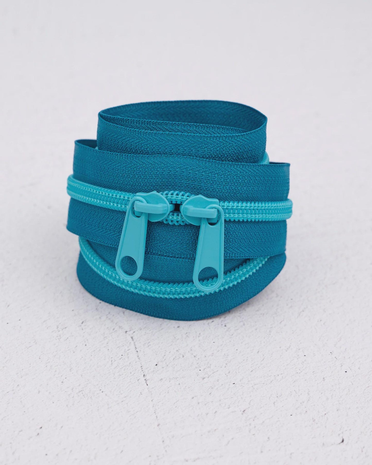 40" Handbag Zipper in Aquamarine by Renaissance Ribbons